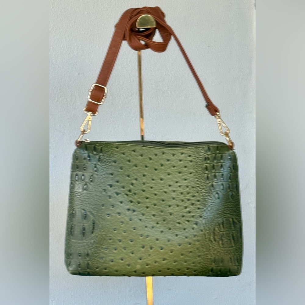 Jen &Co , NWOT, Olive Faux-Ostrich, Crossbody Bag with Brown Leather Straps